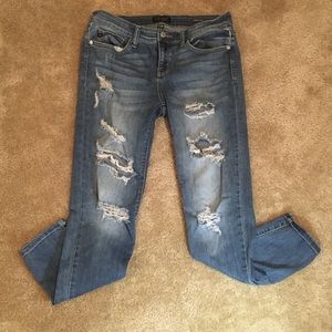 Judy Blue Mid Rise Distressed Jeans